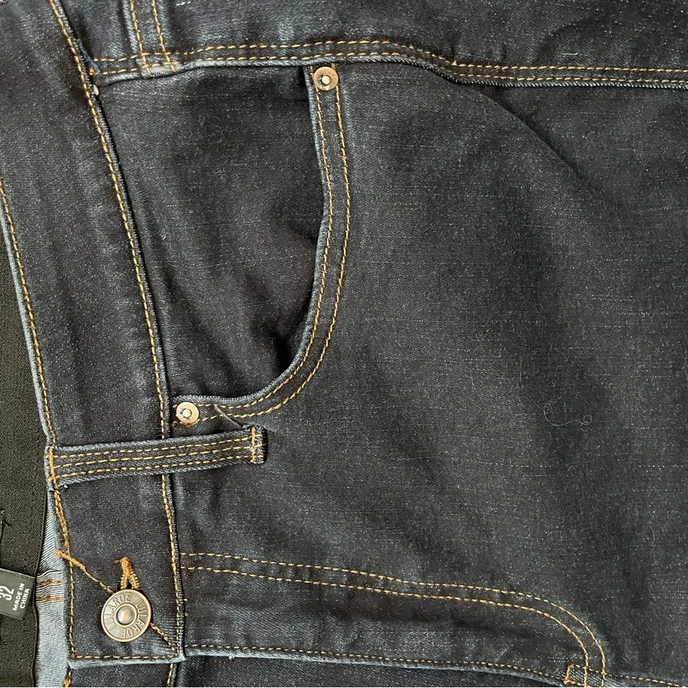 LuLaRoe Denim Jeans Women’s Size 32 Dark Blue Wash Bootcut - Picture 4 of 5